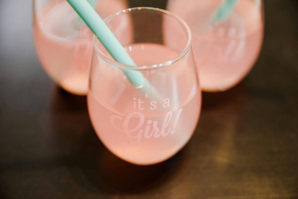 Color changing drink for gender reveal